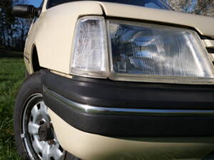 Image 7/65 of Peugeot 205 &quot;Indiana&quot; (1992)