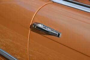 Bild 19/50 von Mercedes-Benz 350 SLC (1972)