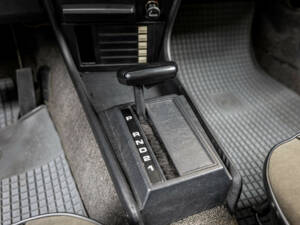 Bild 13/23 von BMW 320&#x2F;6 (1982)