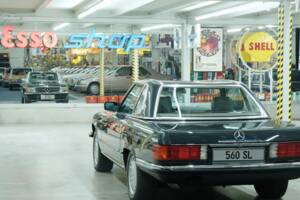Image 10/50 de Mercedes-Benz 560 SL (1988)