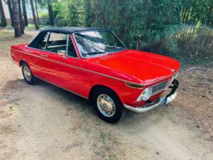 Image 20/142 of BMW 1600 Convertible (1970)