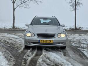 Bild 7/39 von Mercedes-Benz C 180 Kompressor T (2002)