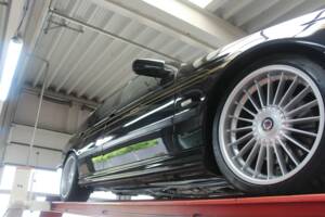 Immagine 7/50 di ALPINA B10 V8 Touring (1998)