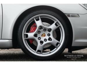 Bild 14/18 von Porsche 911 Carrera S (2005)