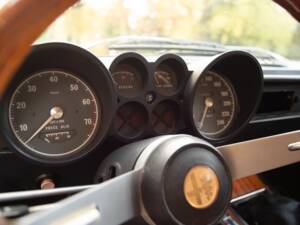 Image 20/28 of Alfa Romeo 2000 GT Veloce (1972)