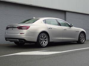 Image 3/90 of Maserati Quattroporte GTS (2013)