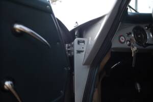 Image 37/50 de Porsche 356 B 1600 Super (1961)