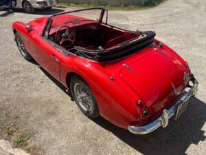 Imagen 5/19 de Austin-Healey 3000 Mk II (BJ7) (1964)
