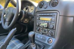 Imagen 26/43 de Mazda MX-5 1.8 (2001)