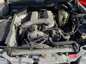 Bild 13/51 von Mercedes-Benz 300 D Turbo (1991)