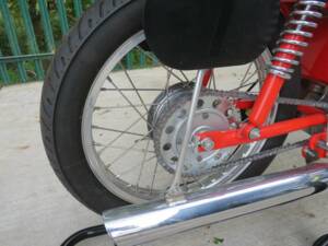 Bild 42/47 von MV Agusta 125 GTL Race (1966)