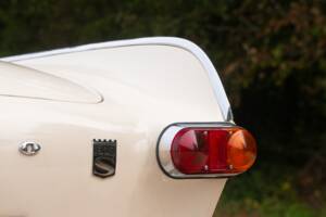 Image 25/50 of Volvo 1800 S (1966)
