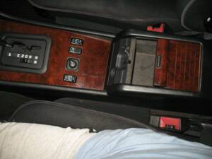 Bild 10/32 von Mercedes-Benz E 220 (1995)