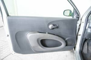 Image 30/35 of Nissan Micra C+C 1.6 (2005)