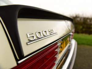 Image 44/50 of Mercedes-Benz 500 SL (1983)