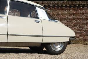 Imagen 20/50 de Citroën DS 20 Pallas (1971)