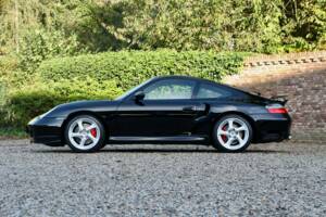 Image 27/50 of Porsche 911 Turbo (2002)