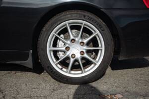 Image 8/50 of Porsche 911 Carrera 4 (2001)