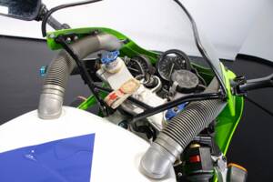 Image 29/50 of Kawasaki ZX-R 400 (1990)