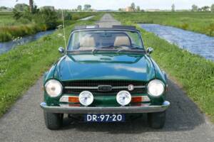 Afbeelding 15/50 van Triumph TR 6 (1971)
