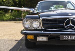 Image 8/36 of Mercedes-Benz 380 SLC (1981)
