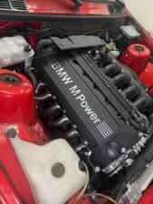 Image 16/180 de BMW 316i (1989)
