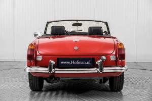Afbeelding 15/50 van MG MGB (1973)