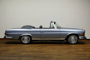 Afbeelding 4/22 van Mercedes-Benz 280 SE 3,5 (1970)