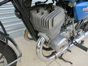 Image 19/42 of Suzuki GT 500 (1976)