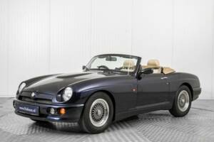 Image 1/50 of MG RV8 (1993)