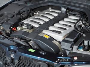 Bild 12/46 von Mercedes-Benz CL 600 (1998)