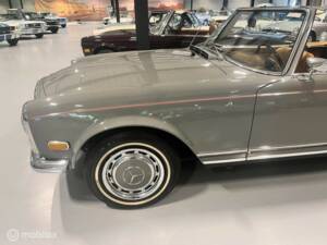 Immagine 11/33 di Mercedes-Benz 280 SL (1968)
