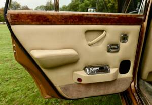 Bild 25/50 von Rolls-Royce Silver Shadow II (1979)