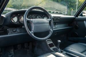 Image 19/27 de Porsche 911 Turbo 3.3 (1991)