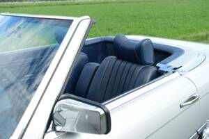 Image 3/37 de Mercedes-Benz 450 SL (1978)