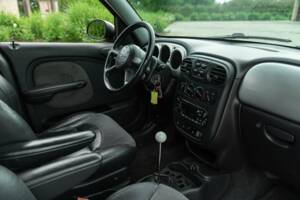 Image 18/50 de Chrysler PT Cruiser 2.2 CRD (2004)