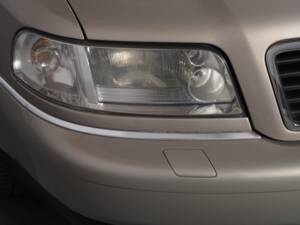 Bild 13/55 von Audi A8 3.7 quattro (2000)