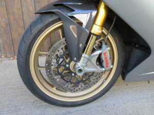 Bild 35/45 von MV Agusta F3 675 Serie Oro (2012)