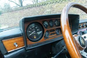 Afbeelding 49/50 van Lamborghini Espada 400 GT (1973)