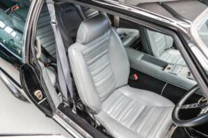 Afbeelding 28/32 van Lamborghini Espada 400 GT (1976)