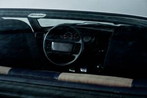 Imagen 36/43 de Porsche 944 S (1988)