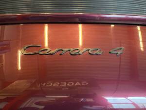 Bild 12/23 von Porsche 911 Carrera 4 (1992)