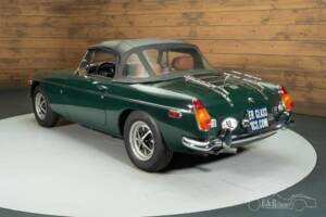 Image 13/19 de MG MGB (1974)