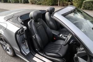 Afbeelding 13/47 van Mercedes-Benz SL 63 AMG (2008)