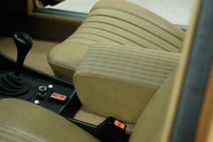 Image 32/50 de Mercedes-Benz 350 SE (1973)
