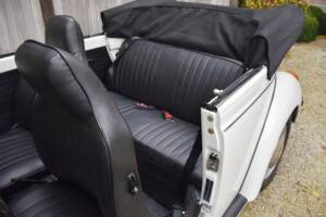 Bild 32/49 von Volkswagen Super Beetle (1979)