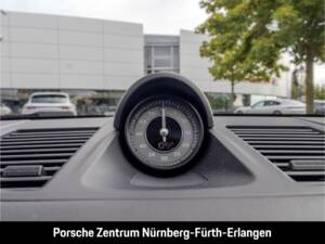 Obraz 47/50 pojazdu Porsche 911 Turbo S (2023)