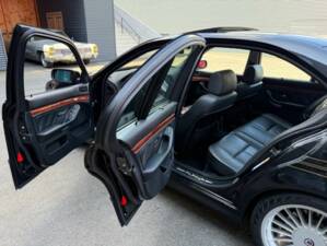 Bild 17/31 von ALPINA B10 V8 (2000)