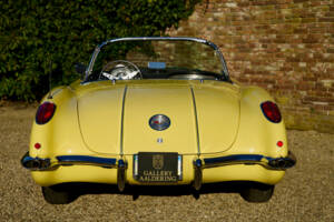 Image 43/50 of Chevrolet Corvette (1958)