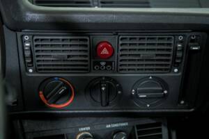 Bild 24/50 von BMW 320i (1981)